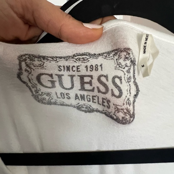 Guess women’s blouse - Picture 2 of 8